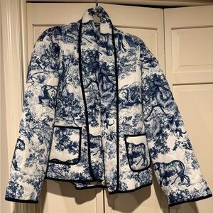Women's Toile Blue and White Printed Puffer Jacket